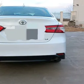 Toyota Camry 2020