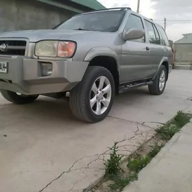 Nissan Pathfinder 1999