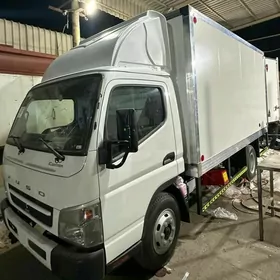 Mitsubishi Canter 2023