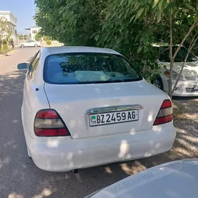 Daewoo Leganza 1998