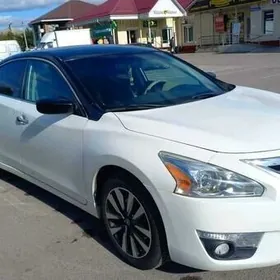 Nissan Altima 2013