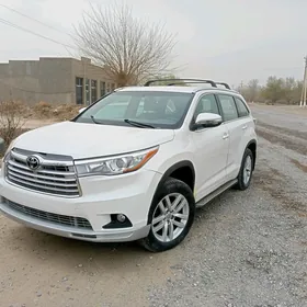 Toyota Highlander 2016