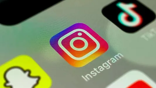 Instagram-da geçirip bolmaýan “reklama arakesmeleri” peýda boldy