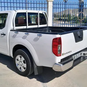 Nissan Navara 2009