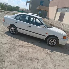 Toyota Tercel 1995