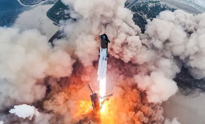С 4-й попытки: запуск Starship – самой мощной ракеты в истории, оказался успешен