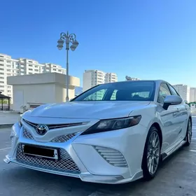 Toyota Camry 2020