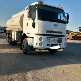 Ford Cargo 3535D 2013