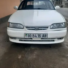 Hyundai Sonata 1996