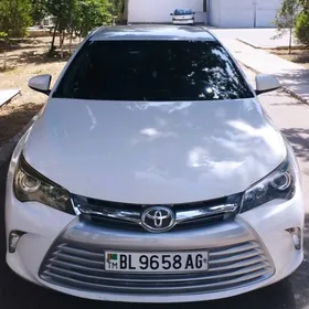 Toyota Camry 2016