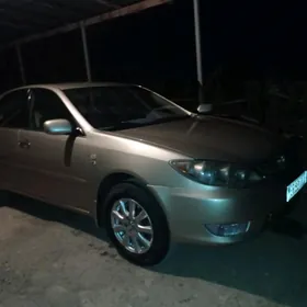 Toyota Camry 2003