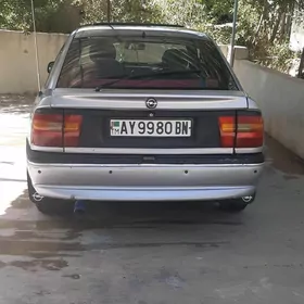 Opel Vectra 1993