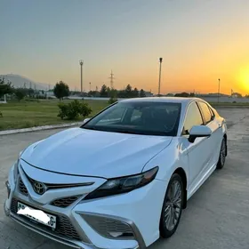 Toyota Camry 2020