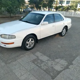 Toyota Camry 1993