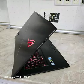 Asus ROG Strix 17