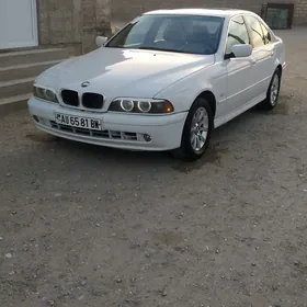 BMW E39 2002