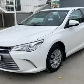 Toyota Camry 2017