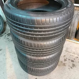 Teker 225/55R17