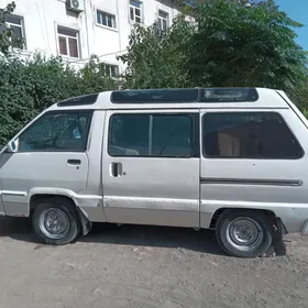 Toyota Town Ace 1999