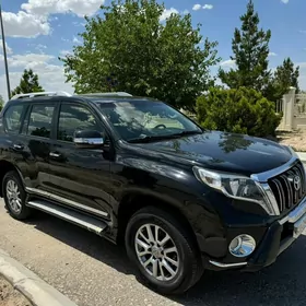 Toyota Land Cruiser Prado 2014