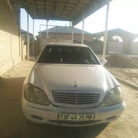 Mercedes-Benz S-Class 1999