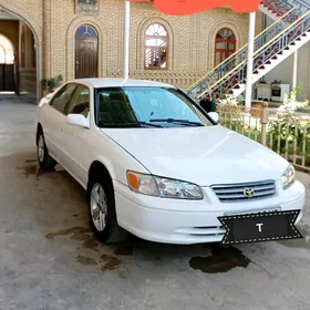 Toyota Camry 1999