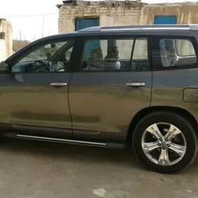 Toyota Highlander 2010