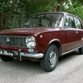 Lada 2104 1986