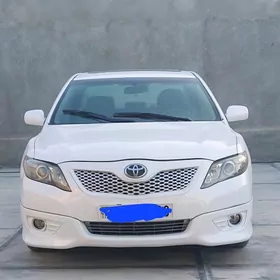 Toyota Camry 2011