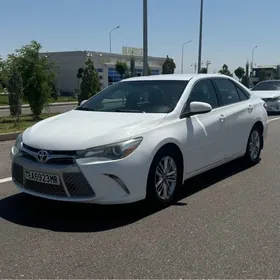 Toyota Camry 2016