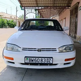 Toyota Camry 1993