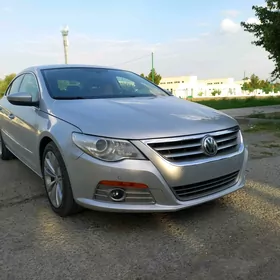 Volkswagen CC 2011