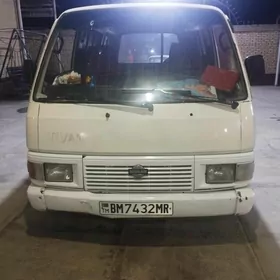 Nissan Urvan 1993