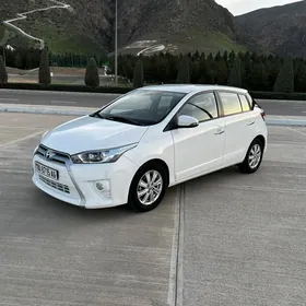 Toyota Yaris 2016