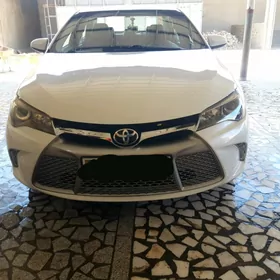 Toyota Camry 2016