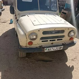 UAZ 469 1990