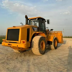 Caterpillar Dozer 2011