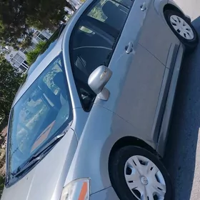 Nissan Versa 2010