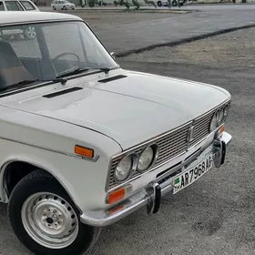 Lada 2103 1983