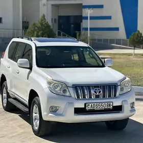 Toyota Land Cruiser Prado 2011