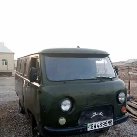 UAZ 2206 1981