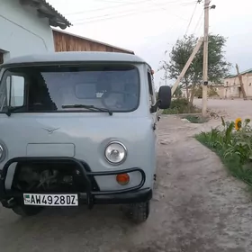 UAZ 2206 2000