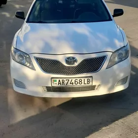 Toyota Camry 2010