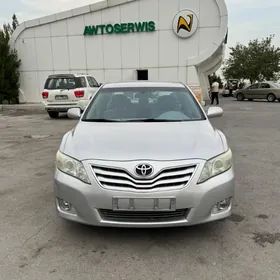 Toyota Camry 2010