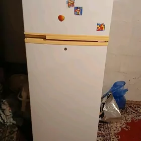 холодильник.