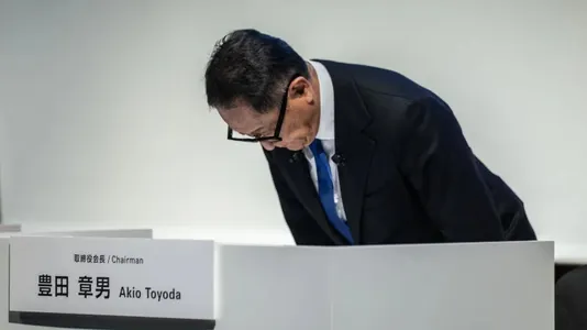 Toyota потеряла $15,6 млрд на фоне инцидента с сертификацией автомобилей