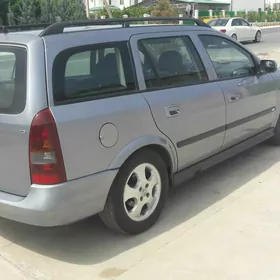 Opel Astra 2003