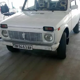 Lada Niva 1988