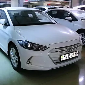 Hyundai Elantra 2018