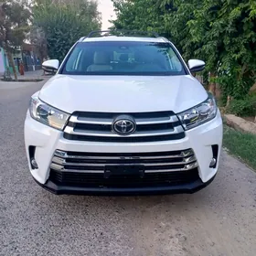 Toyota Highlander 2019